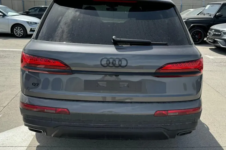 Audi Q7 din 2024 cu 10 km - oferta AUD219994 - foto 4