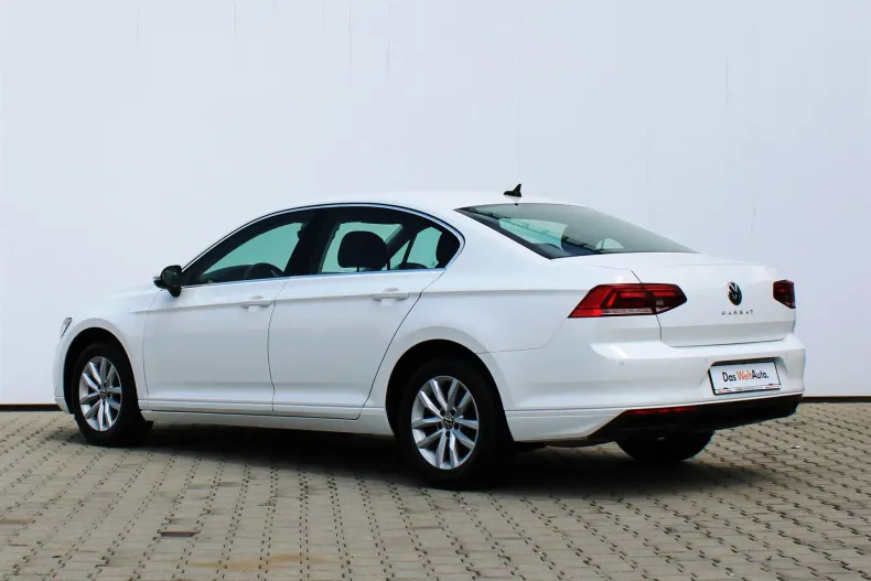 Volkswagen Passat din 2022 cu 60.832 km - oferta VOL219999 - foto 3