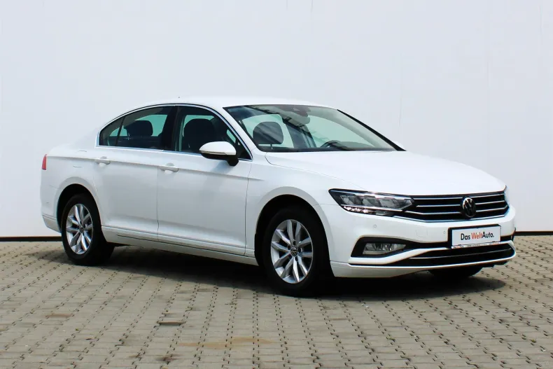 Volkswagen Passat din 2022 cu 60.832 km - oferta VOL219999 - foto 7