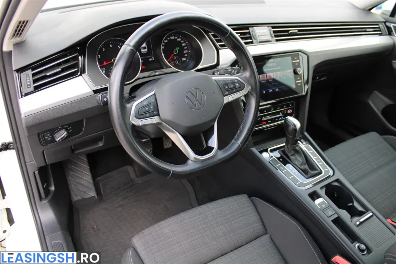Volkswagen Passat din 2022 cu 60.832 km - oferta VOL219999 - foto 11