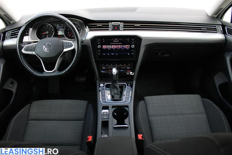 Volkswagen Passat din 2022 cu 60.832 km - oferta VOL219999 - foto 15