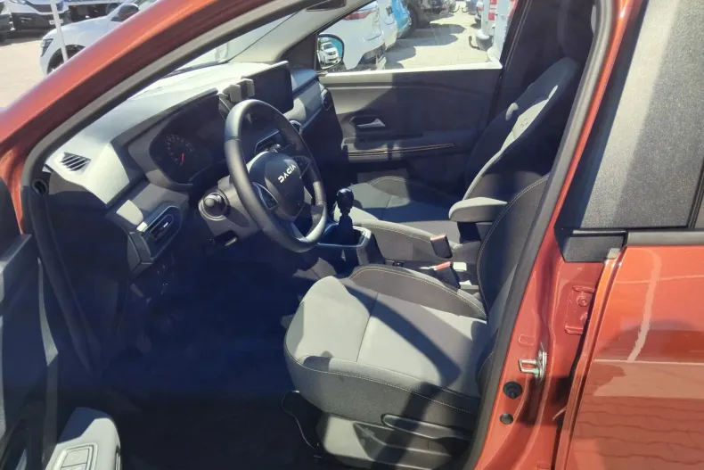 Dacia Jogger din 2024 cu 6.447 km - oferta DAC220021 - foto 8