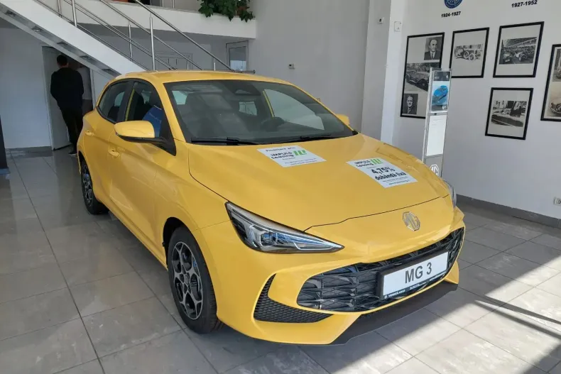 MG MG3 din 2024 cu 7 km - oferta MG0220022 - foto 1