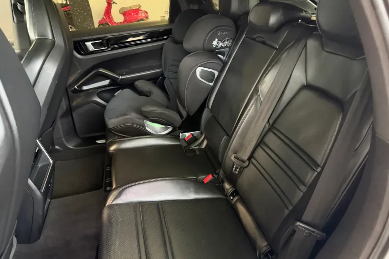 Porsche Cayenne din 2021 cu 119.000 km - oferta POR220025 - foto 9