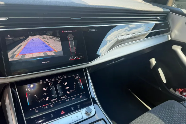 Audi Q8 din 2020 cu 105.705 km - oferta AUD220026 - foto 13