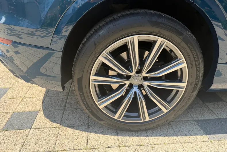 Audi Q8 din 2020 cu 105.705 km - oferta AUD220026 - foto 17