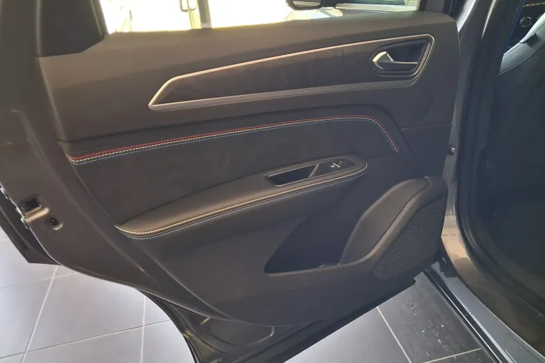 Renault Arkana din 2025 cu 5 km - oferta REN220030 - foto 16