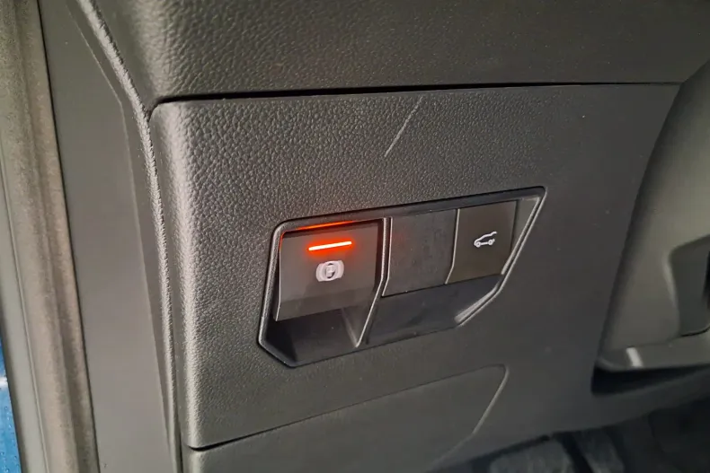 Dacia Bigster din 2025 cu 7.984 km - oferta DAC220031 - foto 9