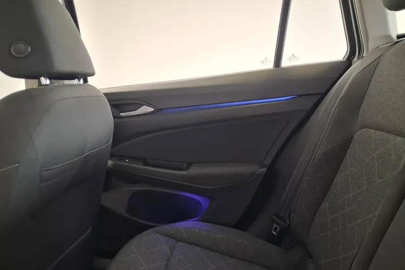 Volkswagen Golf din 2021 cu 98.025 km - oferta VOL220038 - foto 29