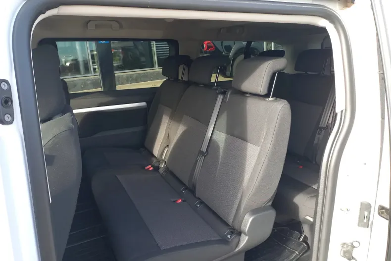Toyota Proace din 2025 cu 7.363 km - oferta TOY220043 - foto 9