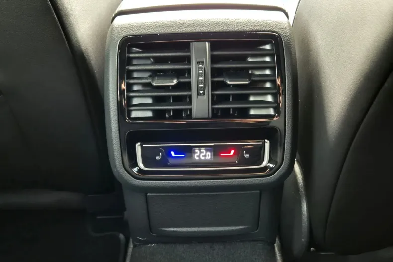 Volkswagen Arteon din 2022 cu 154.674 km - oferta VOL220085 - foto 13