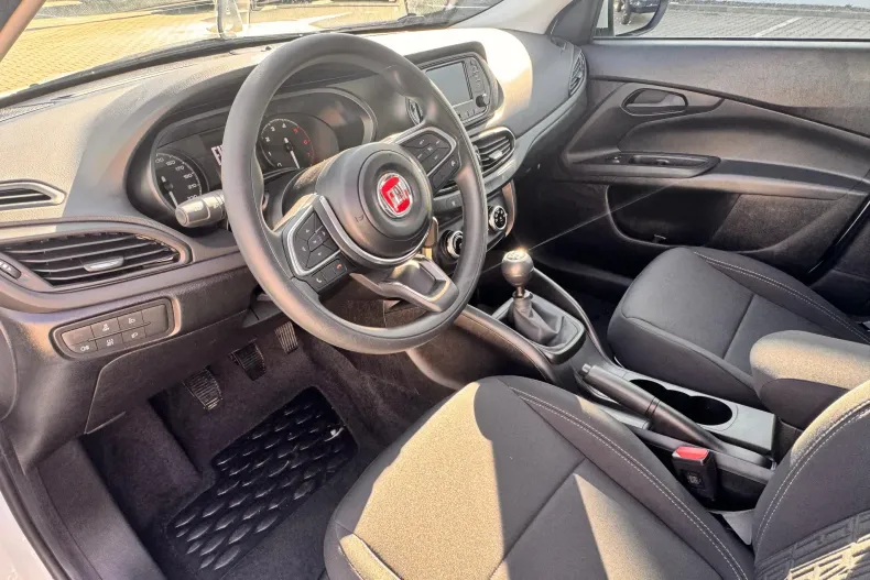 Fiat Tipo din 2025 cu 10 km - oferta FIA220087 - foto 7