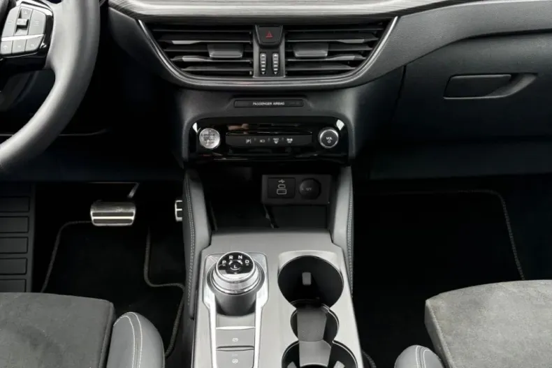 Ford Kuga din 2025 cu 17.467 km - oferta FOR220090 - foto 11