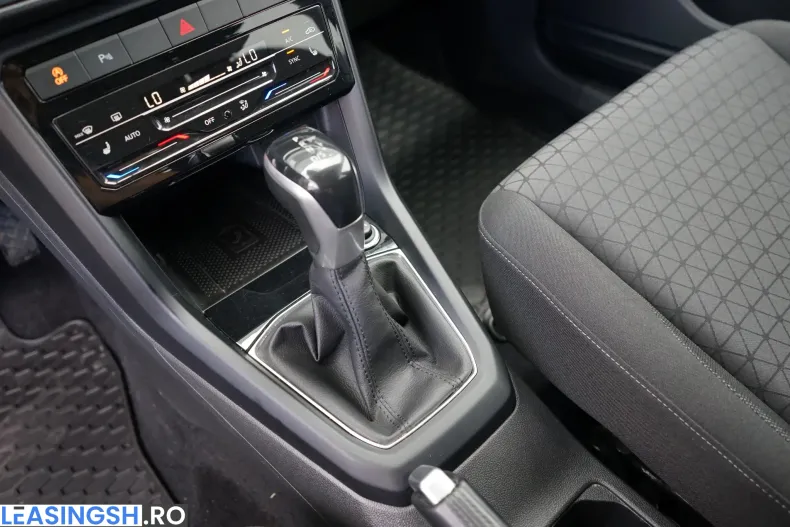 Volkswagen T-Cross din 2022 cu 95.754 km - oferta VOL220103 - foto 19