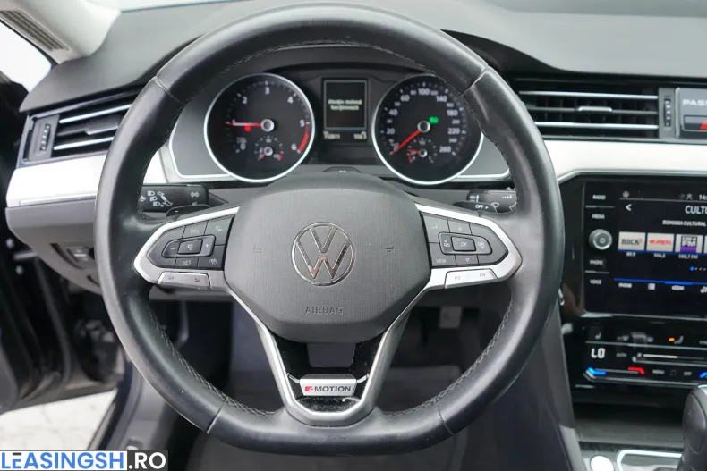 Volkswagen Passat din 2022 cu 112.811 km - oferta VOL220105 - foto 13