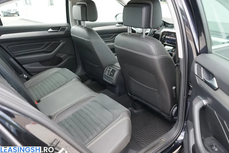 Volkswagen Passat din 2022 cu 112.811 km - oferta VOL220105 - foto 26