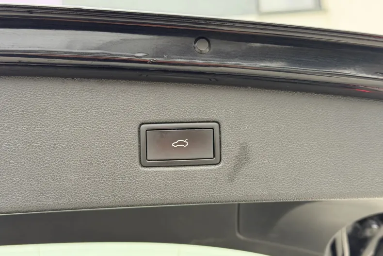 Volkswagen Tiguan din 2021 cu 171.203 km - oferta VOL220108 - foto 32