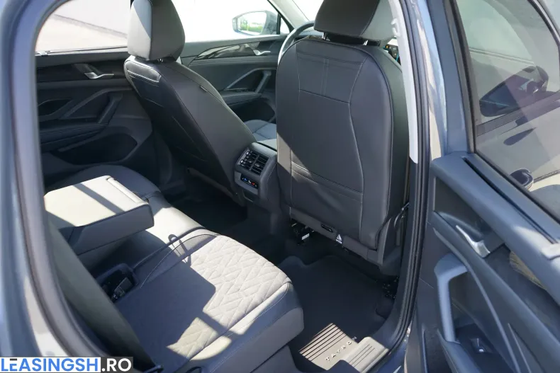 Volkswagen Tayron din 2025 cu 5.000 km - oferta VOL220112 - foto 30