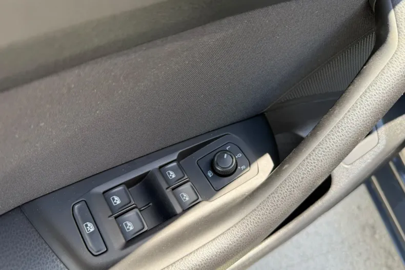 Volkswagen Passat din 2020 cu 85.952 km - oferta VOL220127 - foto 21
