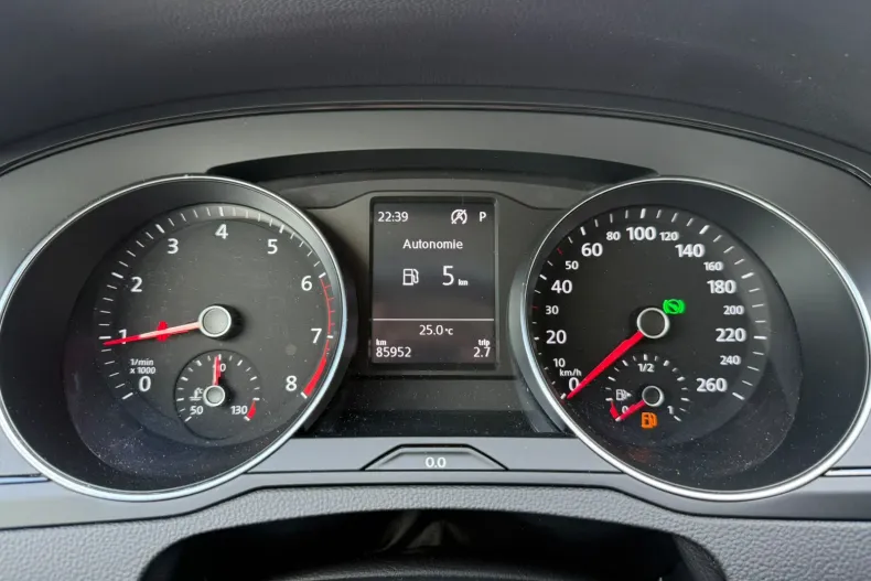 Volkswagen Passat din 2020 cu 85.952 km - oferta VOL220127 - foto 24