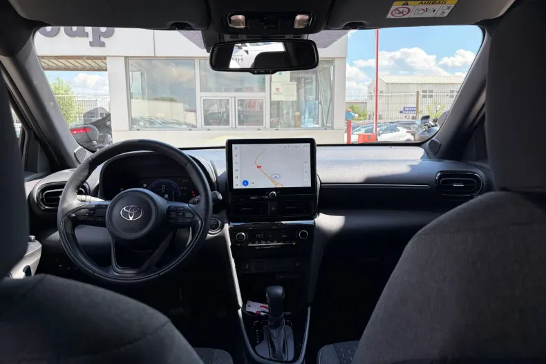 Toyota Yaris Cross din 2025 cu 4.200 km - oferta TOY220128 - foto 11
