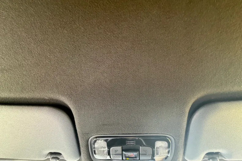 Toyota Yaris Cross din 2025 cu 4.200 km - oferta TOY220128 - foto 26