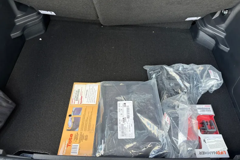 Toyota Yaris Cross din 2025 cu 4.200 km - oferta TOY220128 - foto 30