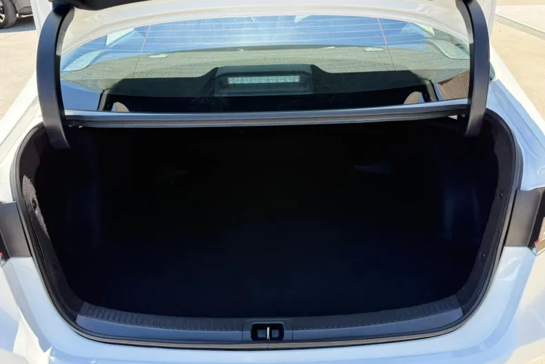 Toyota Corolla din 2021 cu 81.844 km - oferta TOY220132 - foto 11