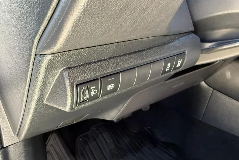 Toyota Corolla din 2021 cu 81.844 km - oferta TOY220132 - foto 21