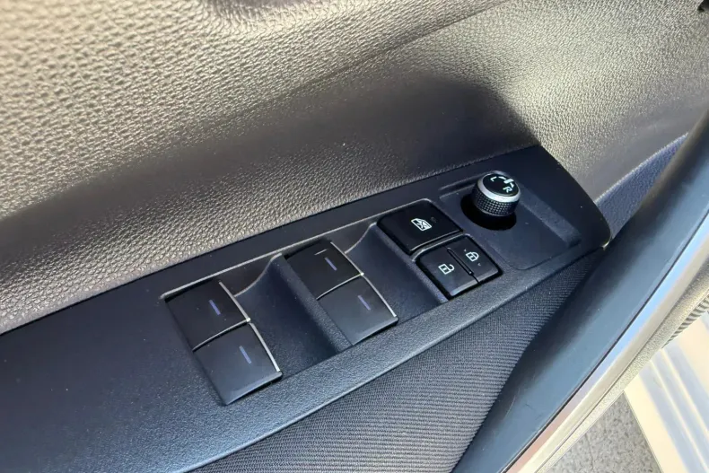 Toyota Corolla din 2021 cu 81.844 km - oferta TOY220132 - foto 22