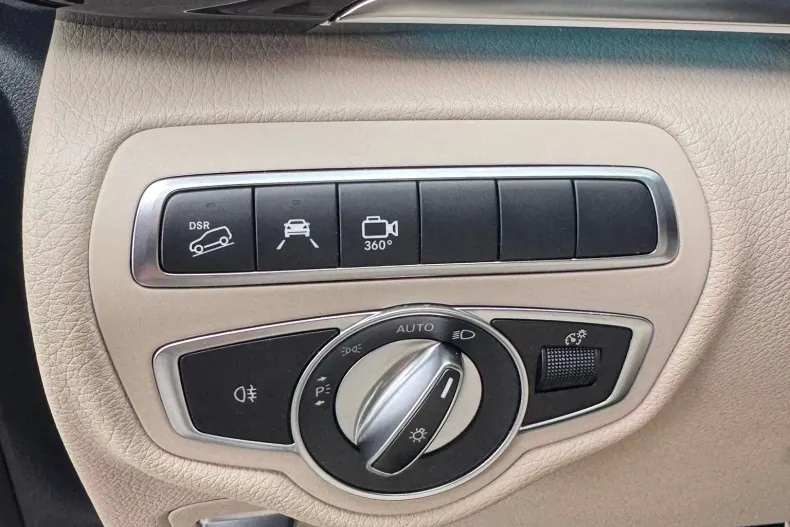 Mercedes-Benz V (Clasa V) din 2020 cu 49.443 km - oferta MER220136 - foto 18