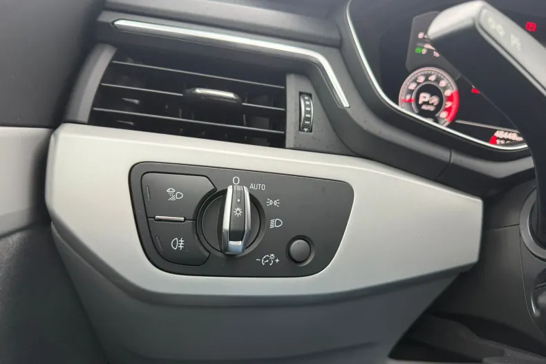 Audi A5 Sportback din 2021 cu 48.447 km - oferta AUD220137 - foto 13
