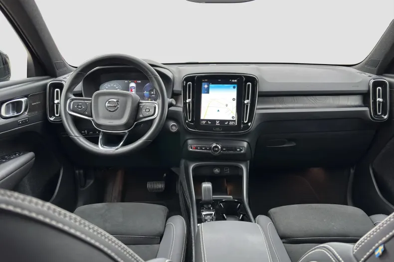 Volvo XC40 din 2022 cu 109.600 km - oferta VOL220161 - foto 5