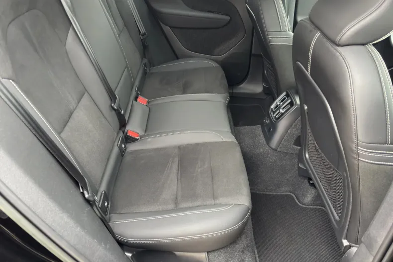 Volvo XC40 din 2022 cu 109.600 km - oferta VOL220161 - foto 19