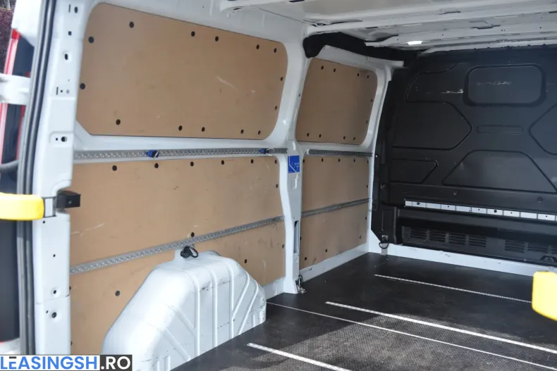 Ford Transit Custom din 2021 cu 126.500 km - oferta FOR220169 - foto 8