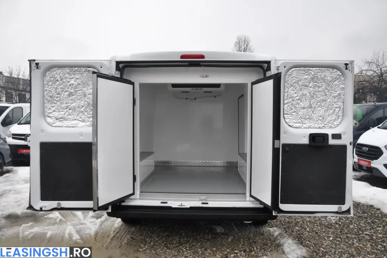 Peugeot Boxer din 2023 cu 46.426 km - oferta PEU220170 - foto 7