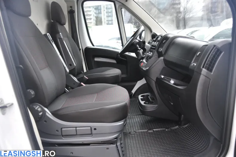 Peugeot Boxer din 2023 cu 46.426 km - oferta PEU220170 - foto 12