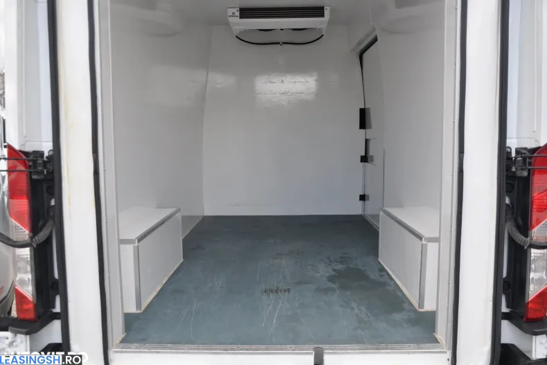 Ford Transit din 2021 cu 116.675 km - oferta FOR220173 - foto 8