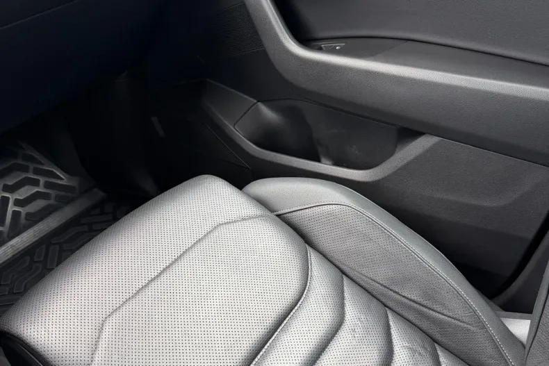 Volkswagen Touareg din 2020 cu 121.000 km - oferta VOL220181 - foto 12