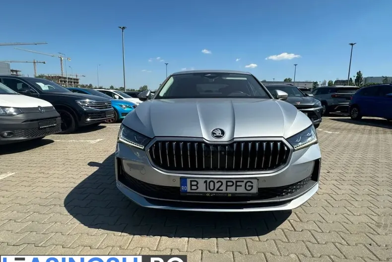 Skoda Superb din 2024 cu 30.500 km - oferta SKO220182 - foto 2