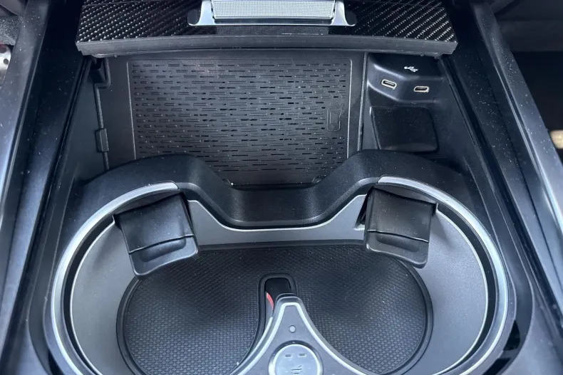 Mercedes-Benz G (Clasa G) din 2024 cu 3.711 km - oferta MER220188 - foto 24
