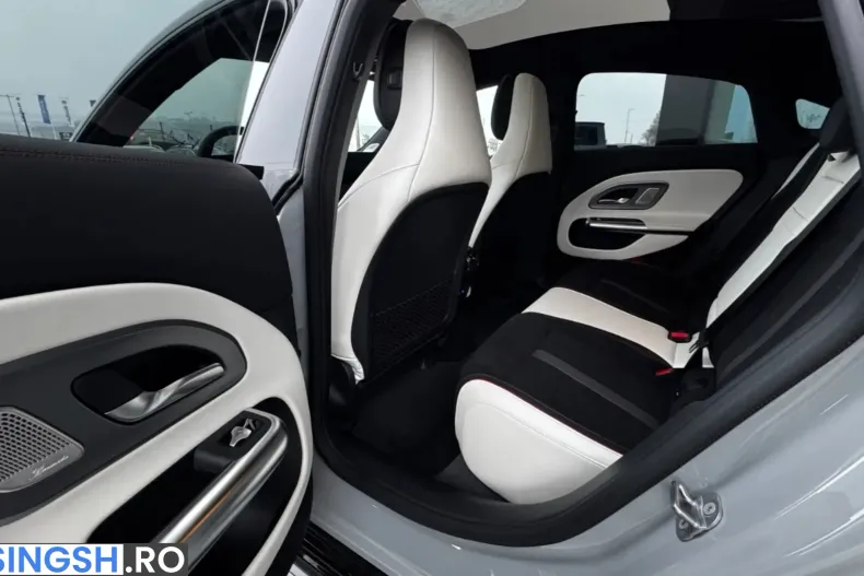 Mercedes-Benz CLA 350 (Clasa CLA) din 2025 cu 4.000 km - oferta MER220190 - foto 7