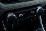 Toyota RAV4 din 2021 cu 65.032 km - oferta TOY220191 - foto 24
