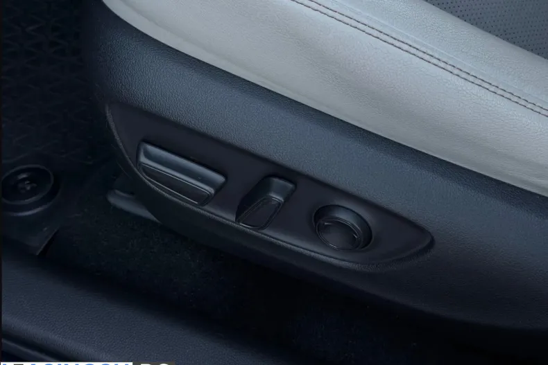 Toyota RAV4 din 2021 cu 65.032 km - oferta TOY220191 - foto 27