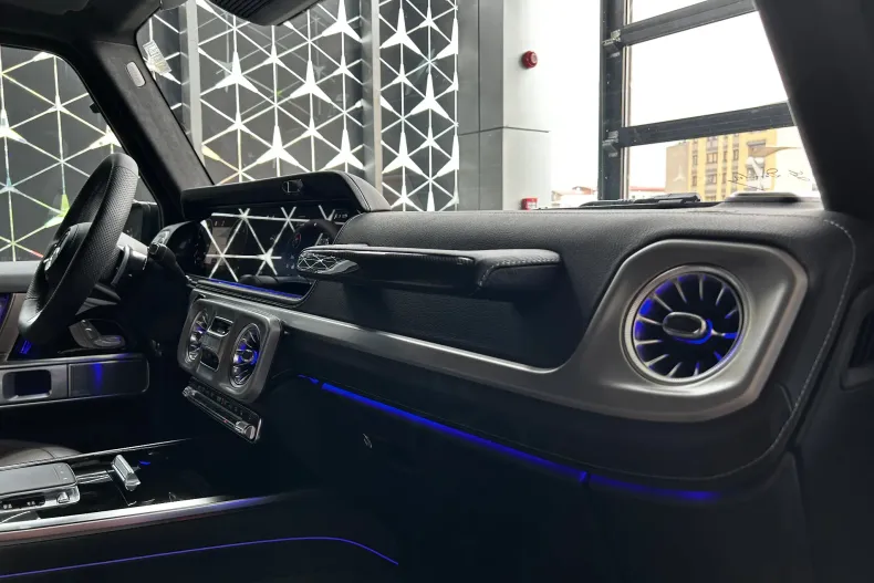 Mercedes-Benz G (Clasa G) din 2026 cu 16 km - oferta MER220197 - foto 10