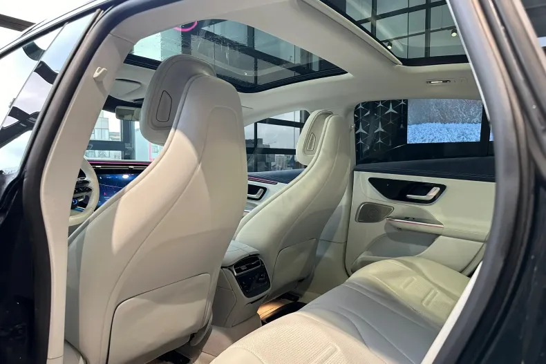 Mercedes-Benz EQE din 2023 cu 25.000 km - oferta MER220199 - foto 12