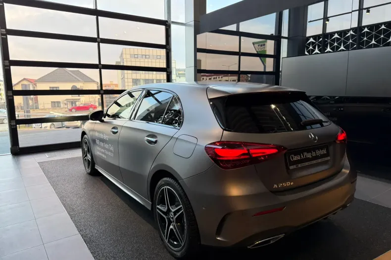 Mercedes-Benz A 250 (Clasa A) din 2023 cu 22.500 km - oferta MER220200 - foto 6
