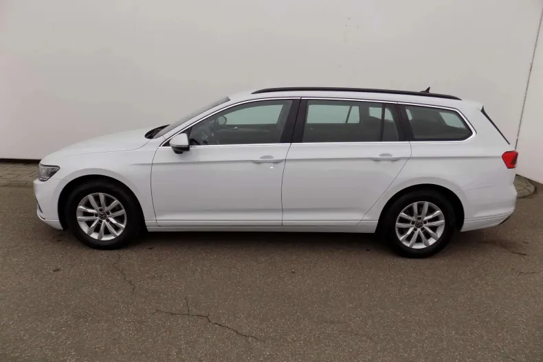 Volkswagen Passat din 2022 cu 138.857 km - oferta VOL220213 - foto 2