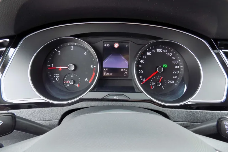 Volkswagen Passat din 2022 cu 138.857 km - oferta VOL220213 - foto 12