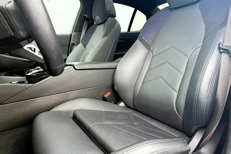 BMW 520d (Seria 5) din 2024 cu 16.500 km - oferta BMW220216 - foto 8